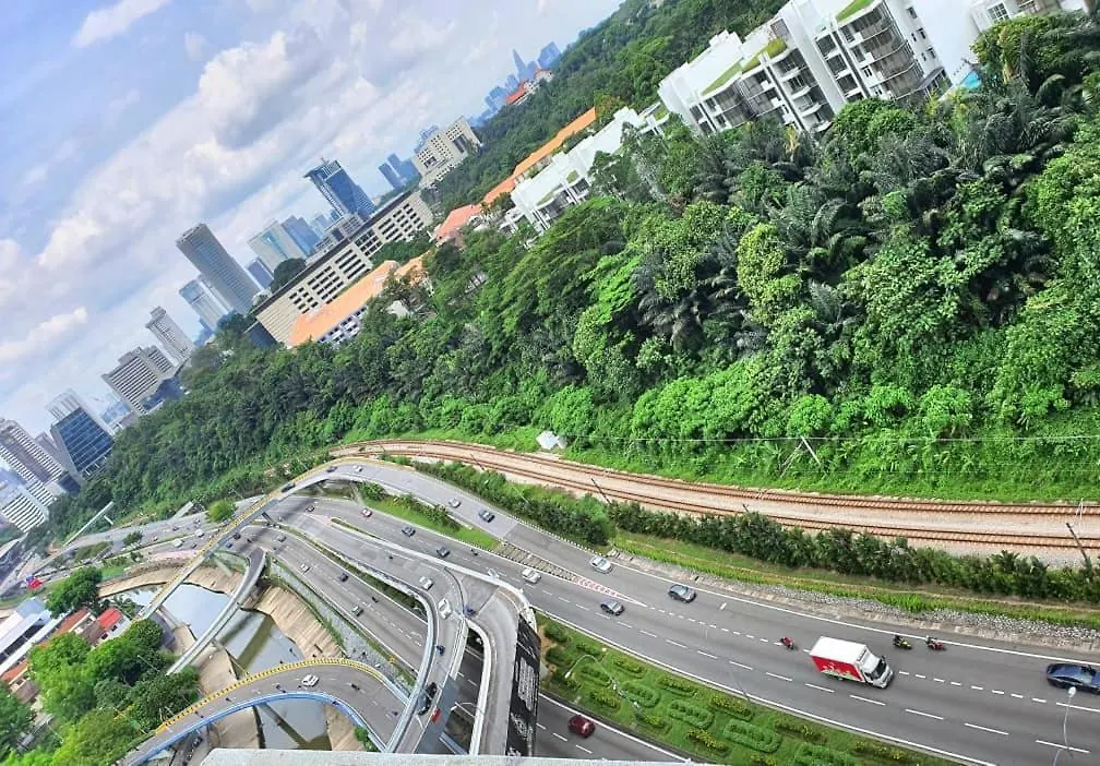 Regalia Suites Klcc View Rooftop Infinity Pool By Angkasa Homes Kuala Lumpur