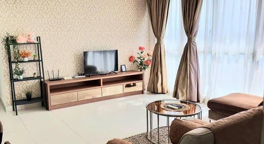 Apartment Regalia Suites Klcc View Rooftop Infinity Pool By Angkasa Homes Kuala Lumpur Malaysia
