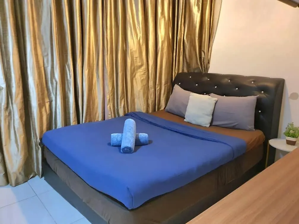 Regalia Suites Klcc View Rooftop Infinity Pool By Angkasa Homes Kuala Lumpur 0*,  Malaysia