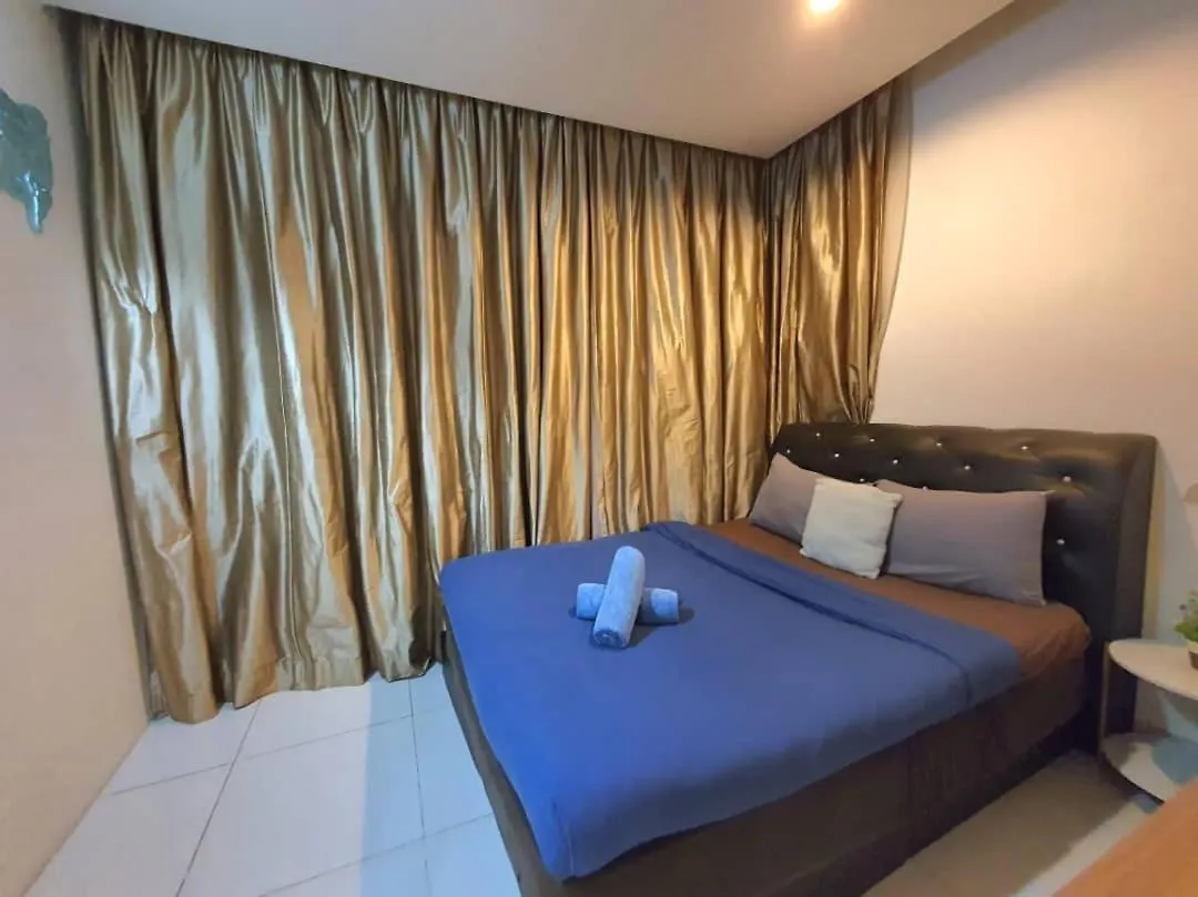 Apartment Regalia Suites Klcc View Rooftop Infinity Pool By Angkasa Homes Kuala Lumpur