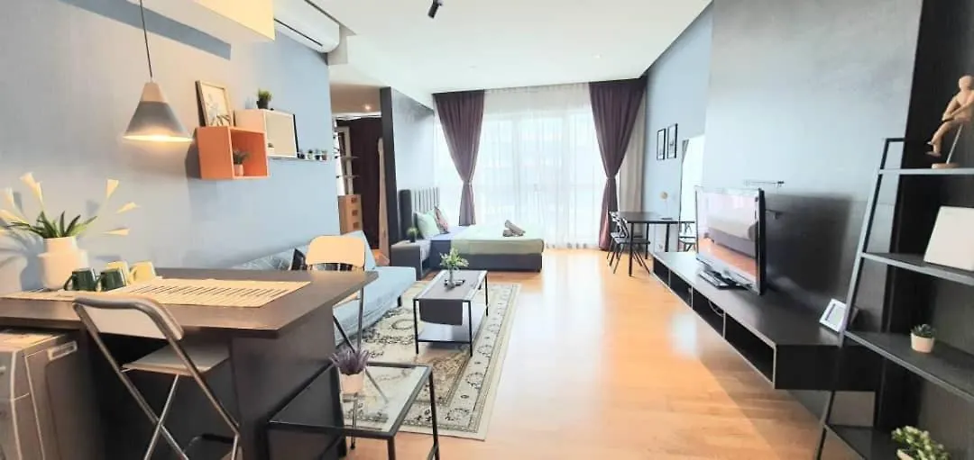 Regalia Suites Klcc View Rooftop Infinity Pool By Angkasa Homes Kuala Lumpur Malaysia
