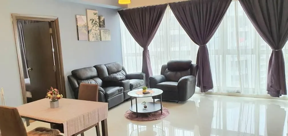 Regalia Suites Klcc View Rooftop Infinity Pool By Angkasa Homes Kuala Lumpur 0*,  Malaysia