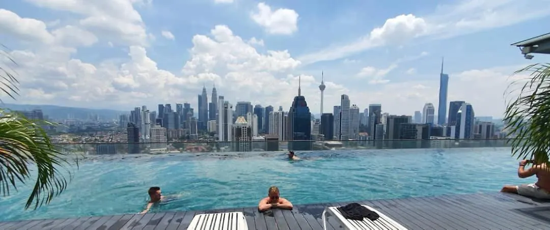 Regalia Suites Klcc View Rooftop Infinity Pool By Angkasa Homes Kuala Lumpur Apartment