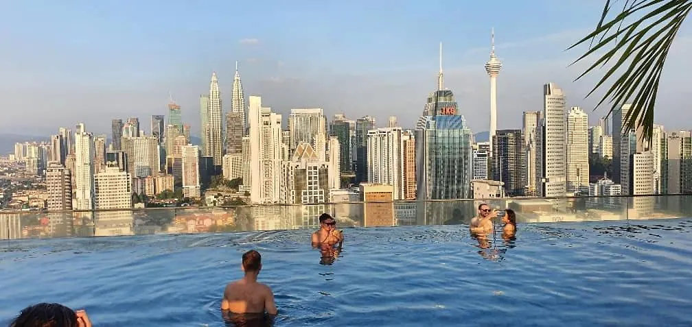 Apartment Regalia Suites Klcc View Rooftop Infinity Pool By Angkasa Homes Kuala Lumpur Malaysia